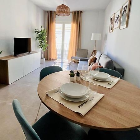 Lovely Apartment Close By City Center Малага Экстерьер фото