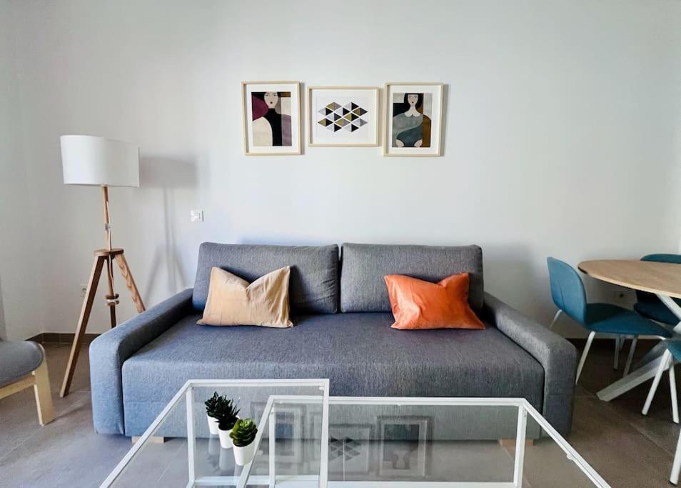 Lovely Apartment Close By City Center Малага Экстерьер фото